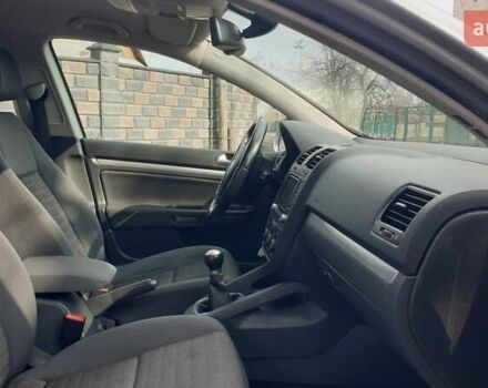 Серый Фольксваген Гольф, объемом двигателя 1.6 л и пробегом 191 тыс. км за 5750 $, фото 7 на Automoto.ua