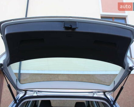 Серый Фольксваген Гольф, объемом двигателя 1.6 л и пробегом 195 тыс. км за 5990 $, фото 77 на Automoto.ua