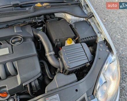 Серый Фольксваген Гольф, объемом двигателя 1.6 л и пробегом 244 тыс. км за 5950 $, фото 48 на Automoto.ua