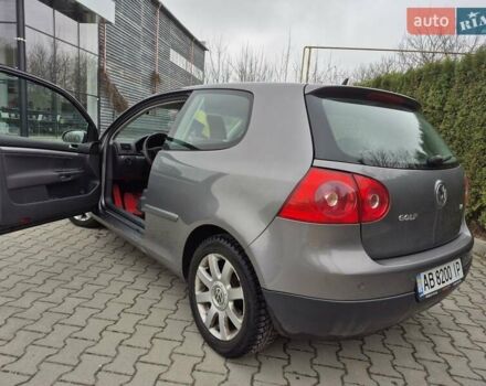 Сірий Фольксваген Гольф, об'ємом двигуна 1.6 л та пробігом 255 тис. км за 5600 $, фото 8 на Automoto.ua