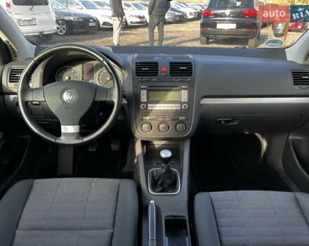 Сірий Фольксваген Гольф, об'ємом двигуна 1.4 л та пробігом 184 тис. км за 4899 $, фото 8 на Automoto.ua