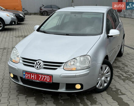 Серый Фольксваген Гольф, объемом двигателя 1.6 л и пробегом 212 тыс. км за 6450 $, фото 4 на Automoto.ua
