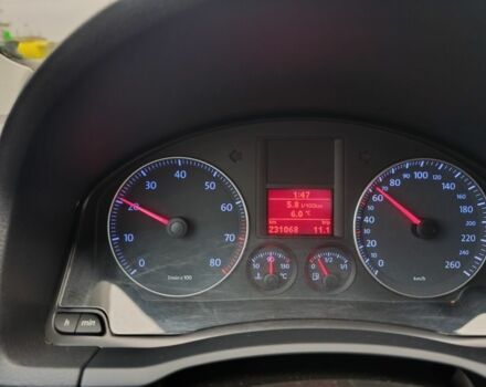 Серый Фольксваген Гольф, объемом двигателя 1.4 л и пробегом 231 тыс. км за 5950 $, фото 12 на Automoto.ua