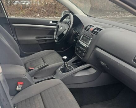 Сірий Фольксваген Гольф, об'ємом двигуна 2 л та пробігом 347 тис. км за 2600 $, фото 6 на Automoto.ua