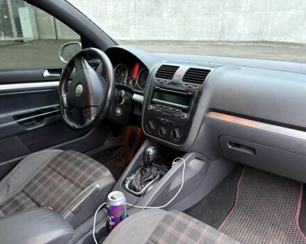 Серый Фольксваген Гольф, объемом двигателя 2 л и пробегом 216 тыс. км за 5000 $, фото 13 на Automoto.ua