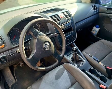 Серый Фольксваген Гольф, объемом двигателя 1.4 л и пробегом 340 тыс. км за 4750 $, фото 8 на Automoto.ua