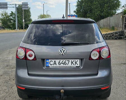 Серый Фольксваген Гольф, объемом двигателя 1.39 л и пробегом 270 тыс. км за 6000 $, фото 3 на Automoto.ua