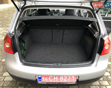 Сірий Фольксваген Гольф, об'ємом двигуна 1.6 л та пробігом 256 тис. км за 5999 $, фото 9 на Automoto.ua