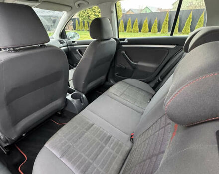 Сірий Фольксваген Гольф, об'ємом двигуна 1.6 л та пробігом 209 тис. км за 5999 $, фото 28 на Automoto.ua