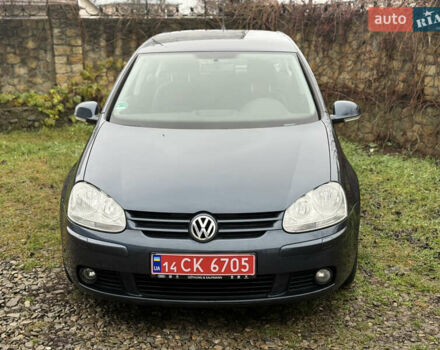 Серый Фольксваген Гольф, объемом двигателя 1.4 л и пробегом 236 тыс. км за 5500 $, фото 1 на Automoto.ua