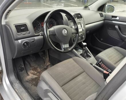 Серый Фольксваген Гольф, объемом двигателя 1.6 л и пробегом 249 тыс. км за 6200 $, фото 7 на Automoto.ua