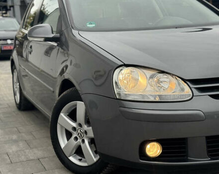 Сірий Фольксваген Гольф, об'ємом двигуна 1.6 л та пробігом 229 тис. км за 4750 $, фото 2 на Automoto.ua