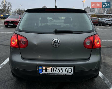 Серый Фольксваген Гольф, объемом двигателя 1.6 л и пробегом 220 тыс. км за 5800 $, фото 3 на Automoto.ua