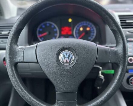 Серый Фольксваген Гольф, объемом двигателя 1.4 л и пробегом 233 тыс. км за 6750 $, фото 30 на Automoto.ua