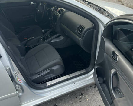 Серый Фольксваген Гольф, объемом двигателя 1.9 л и пробегом 250 тыс. км за 5600 $, фото 8 на Automoto.ua