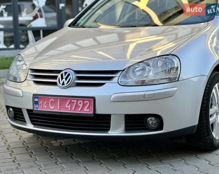 Сірий Фольксваген Гольф, об'ємом двигуна 1.4 л та пробігом 185 тис. км за 6450 $, фото 36 на Automoto.ua