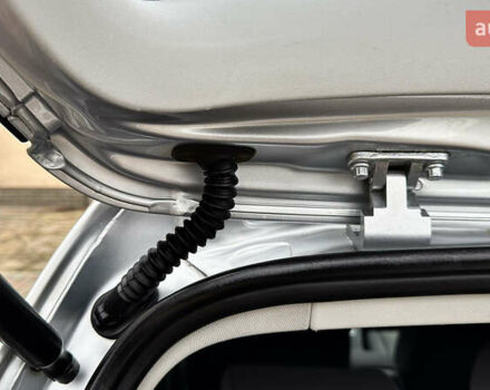 Серый Фольксваген Гольф, объемом двигателя 1.6 л и пробегом 178 тыс. км за 6556 $, фото 25 на Automoto.ua