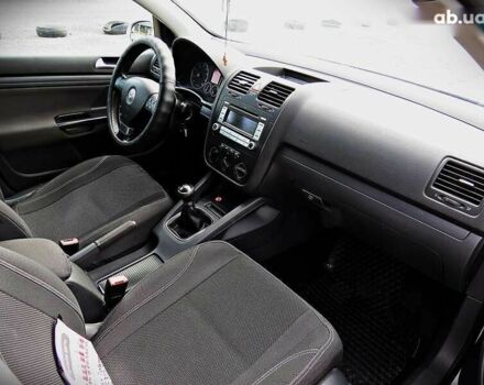 Сірий Фольксваген Гольф, об'ємом двигуна 1.6 л та пробігом 213 тис. км за 5500 $, фото 15 на Automoto.ua