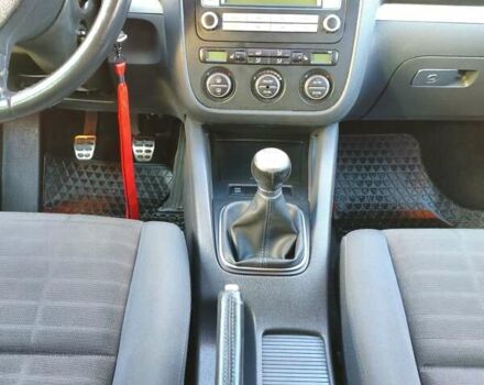 Серый Фольксваген Гольф, объемом двигателя 1.4 л и пробегом 221 тыс. км за 5600 $, фото 31 на Automoto.ua