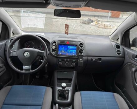 Сірий Фольксваген Гольф, об'ємом двигуна 2 л та пробігом 278 тис. км за 6700 $, фото 7 на Automoto.ua