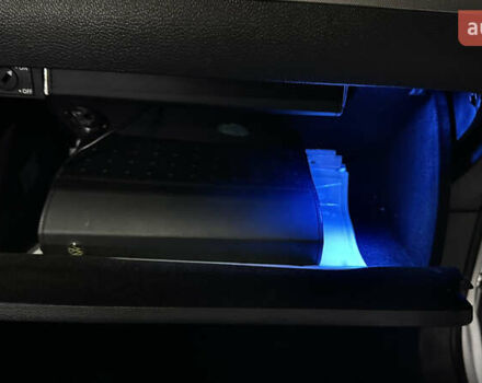 Серый Фольксваген Гольф, объемом двигателя 1.6 л и пробегом 178 тыс. км за 6556 $, фото 65 на Automoto.ua