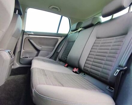 Серый Фольксваген Гольф, объемом двигателя 1.4 л и пробегом 221 тыс. км за 5600 $, фото 28 на Automoto.ua