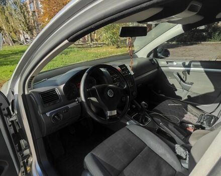 Сірий Фольксваген Гольф, об'ємом двигуна 1.4 л та пробігом 220 тис. км за 3000 $, фото 8 на Automoto.ua