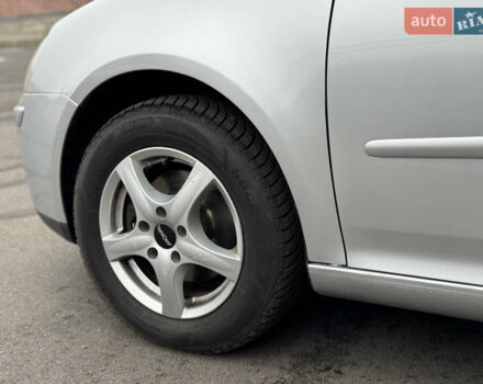 Сірий Фольксваген Гольф, об'ємом двигуна 1.4 л та пробігом 240 тис. км за 5290 $, фото 7 на Automoto.ua