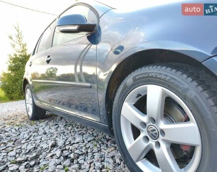 Серый Фольксваген Гольф, объемом двигателя 1.4 л и пробегом 221 тыс. км за 5600 $, фото 23 на Automoto.ua