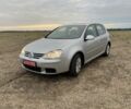 Серый Фольксваген Гольф, объемом двигателя 1.6 л и пробегом 230 тыс. км за 5947 $, фото 1 на Automoto.ua