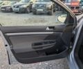 Серый Фольксваген Гольф, объемом двигателя 1.6 л и пробегом 244 тыс. км за 5950 $, фото 24 на Automoto.ua