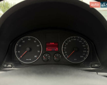 Серый Фольксваген Гольф, объемом двигателя 1.6 л и пробегом 212 тыс. км за 6450 $, фото 39 на Automoto.ua