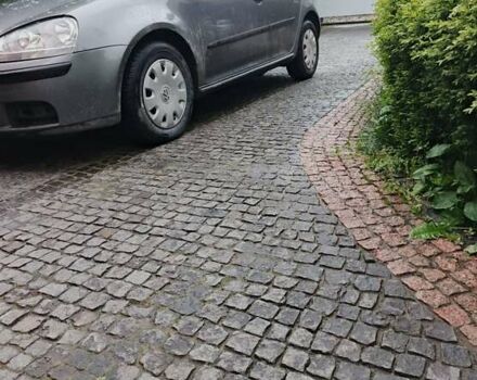 Серый Фольксваген Гольф, объемом двигателя 2 л и пробегом 138 тыс. км за 7800 $, фото 3 на Automoto.ua