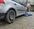Серый Фольксваген Гольф, объемом двигателя 1.6 л и пробегом 180 тыс. км за 1900 $, фото 2 на Automoto.ua