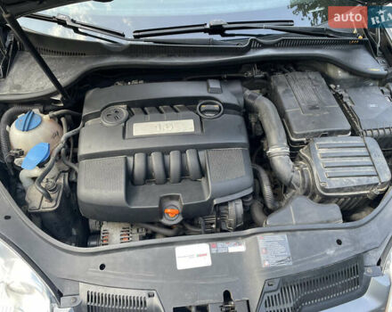 Фольксваген Гольф 2007 у Вінниці на Automoto.ua Сірий Фольксваген Гольф, об'ємом двигуна 1.6 л та пробігом 148 тис. км за 4999 $, фото 15 на Automoto.ua