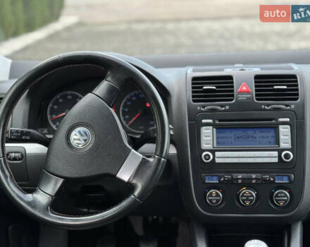 Серый Фольксваген Гольф, объемом двигателя 1.4 л и пробегом 169 тыс. км за 5700 $, фото 25 на Automoto.ua