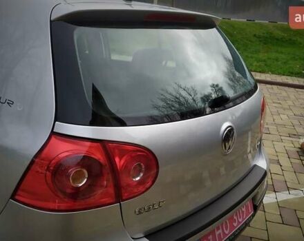 Сірий Фольксваген Гольф, об'ємом двигуна 1.6 л та пробігом 200 тис. км за 6950 $, фото 94 на Automoto.ua