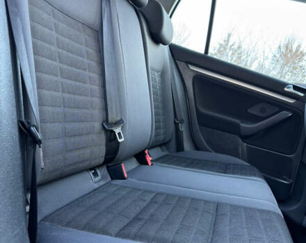 Серый Фольксваген Гольф, объемом двигателя 1.6 л и пробегом 240 тыс. км за 5850 $, фото 19 на Automoto.ua