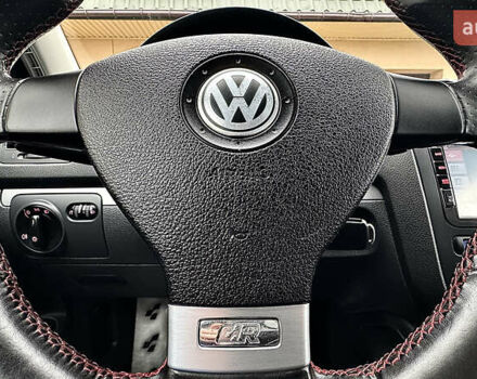 Серый Фольксваген Гольф, объемом двигателя 1.6 л и пробегом 178 тыс. км за 6556 $, фото 58 на Automoto.ua