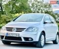 Серый Фольксваген Гольф, объемом двигателя 1.4 л и пробегом 280 тыс. км за 5500 $, фото 4 на Automoto.ua