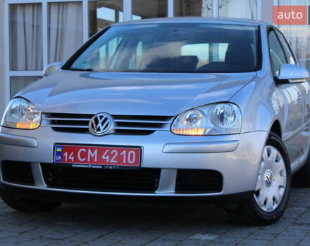 Серый Фольксваген Гольф, объемом двигателя 1.6 л и пробегом 195 тыс. км за 5890 $, фото 11 на Automoto.ua