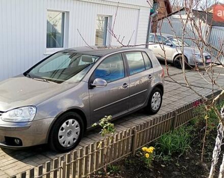 Серый Фольксваген Гольф, объемом двигателя 1.6 л и пробегом 238 тыс. км за 6300 $, фото 3 на Automoto.ua