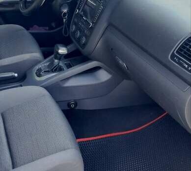 Сірий Фольксваген Гольф, об'ємом двигуна 1.6 л та пробігом 200 тис. км за 4999 $, фото 16 на Automoto.ua