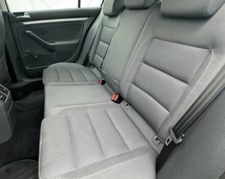 Сірий Фольксваген Гольф, об'ємом двигуна 1.6 л та пробігом 229 тис. км за 4750 $, фото 23 на Automoto.ua