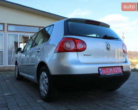 Серый Фольксваген Гольф, объемом двигателя 1.6 л и пробегом 195 тыс. км за 5990 $, фото 22 на Automoto.ua