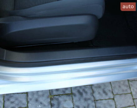 Серый Фольксваген Гольф, объемом двигателя 1.6 л и пробегом 195 тыс. км за 5890 $, фото 73 на Automoto.ua