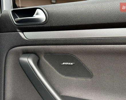 Серый Фольксваген Гольф, объемом двигателя 1.6 л и пробегом 178 тыс. км за 6556 $, фото 43 на Automoto.ua