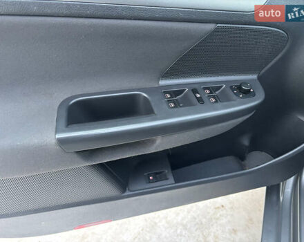 Серый Фольксваген Гольф, объемом двигателя 1.6 л и пробегом 211 тыс. км за 6199 $, фото 20 на Automoto.ua