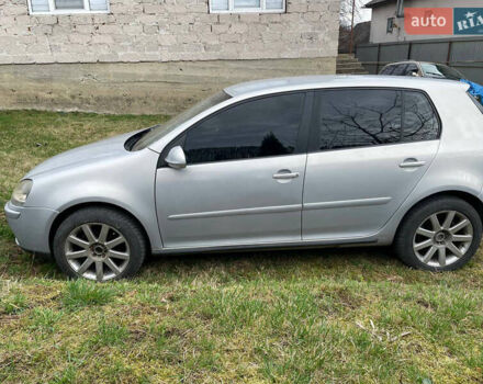 Серый Фольксваген Гольф, объемом двигателя 1.6 л и пробегом 228 тыс. км за 4200 $, фото 1 на Automoto.ua