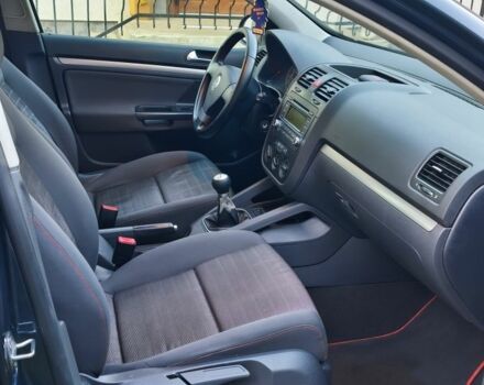 Серый Фольксваген Гольф, объемом двигателя 1.4 л и пробегом 230 тыс. км за 5728 $, фото 6 на Automoto.ua